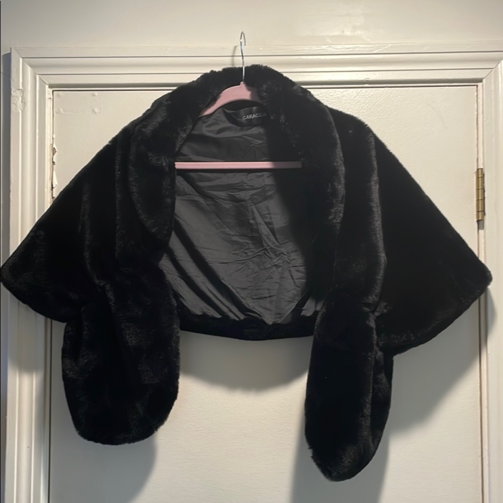 Caracilia Black Soft Sheared Faux Beaver Like Fur Cape Jacket Size L